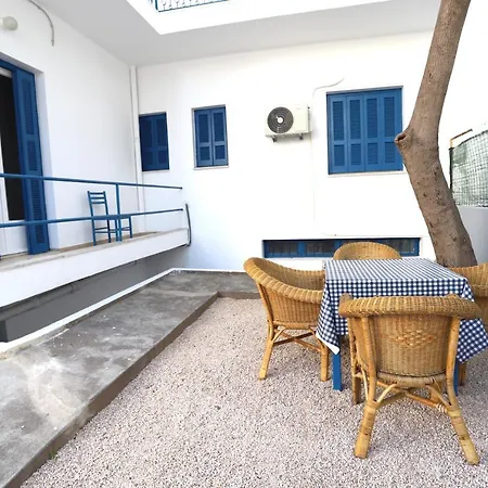 Rhodes Town Garden *