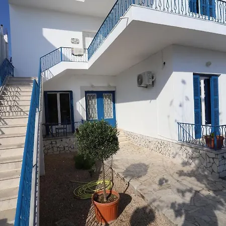 Apartment Rhodes Town Garden