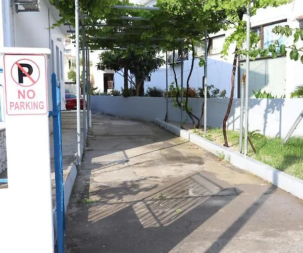 Apartment Rhodes Town Garden