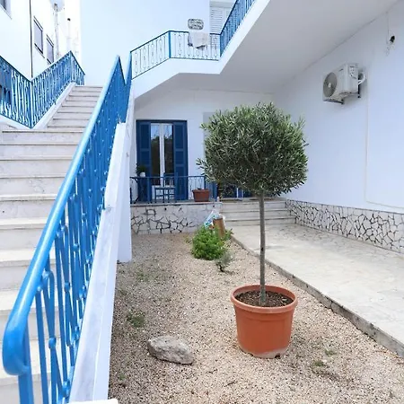 Апартаменты Rhodes Town Garden Родос