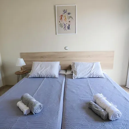 Rhodes Town Garden *