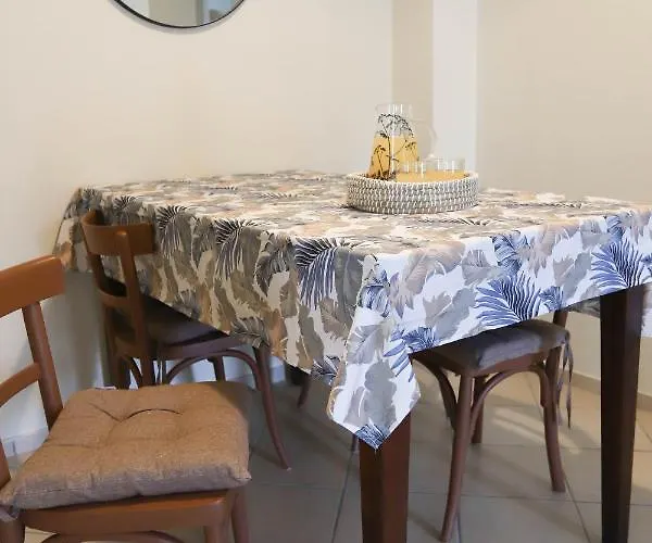 Rhodes Town Garden *